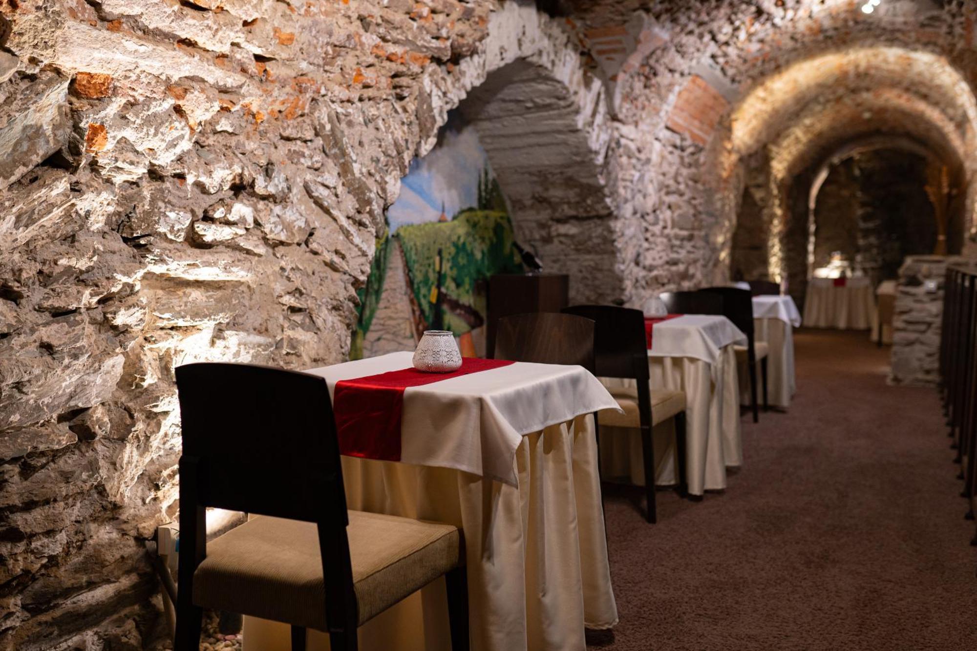 Boutique Hotel Zlaty Dukat Košice Eksteriør bilde