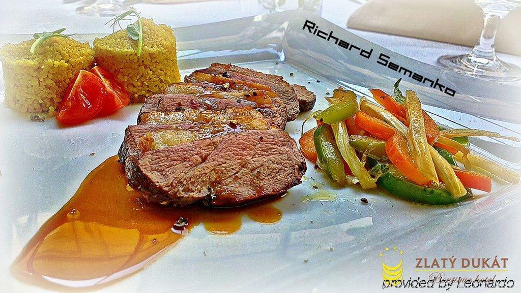 Boutique Hotel Zlaty Dukat Košice Restaurant bilde
